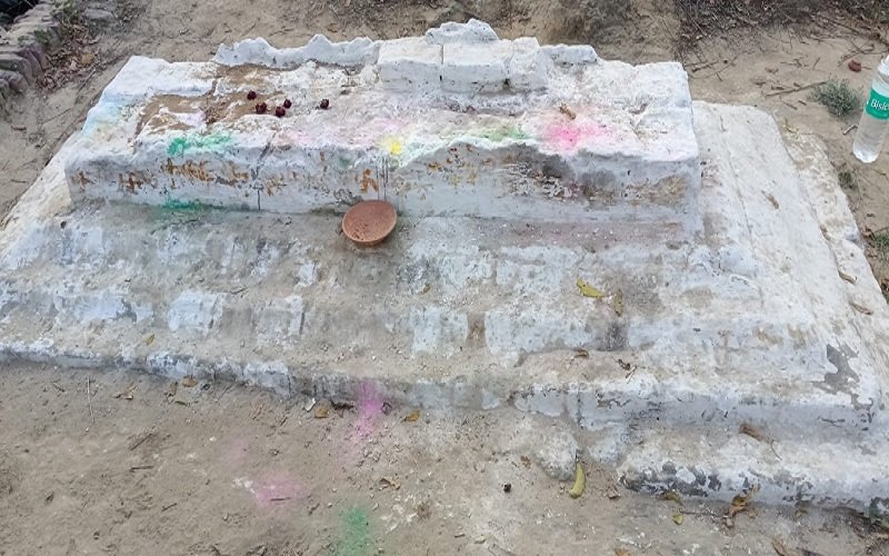 گورِ غریباں قبرستان